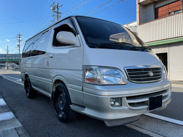中古車 トヨタ ハイエース 3 0 スーパーカスタムg リビングサルーンex ディーゼル ヘッドライト磨済 車検長い サンルーフ の中古車詳細 255 463km パールホワイト 静岡県 55万円 中古車情報 中古車検索なら 車選びドットコム 車選び Com
