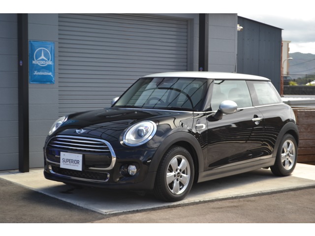 中古車 Bmw Mini ミニ クーパー 3ドア ドライビングモード Ledヘッドライト の中古車詳細 13 000km 黒 福岡県 192万円 中古車情報 中古車検索なら 車選びドットコム 車選び Com