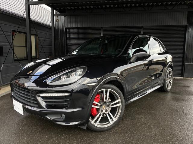 中古車 ポルシェ カイエン Gts ティプトロニックs 4wd 正規ディーラー車 スポーツクロノパッケージ ハーフレザーシート Etc の中古車詳細 81 000km ブラックm 愛知県 360万円 中古車情報 中古車検索なら 車選びドットコム 車選び Com