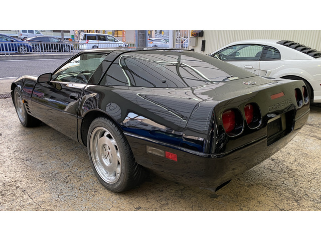 シボレー コルベット 5.7 ディーラー車 40周年 赤革 の中古車詳細