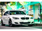 【中古車情報】BMW M5 5.0 フルカスタム/シュニッツァー/ブレンボ の中古車詳細（走行距離：6.7万km、カラー：アルピンホワイトIII、販売地域：愛知県名古屋市中村区平池町グローバルゲート）