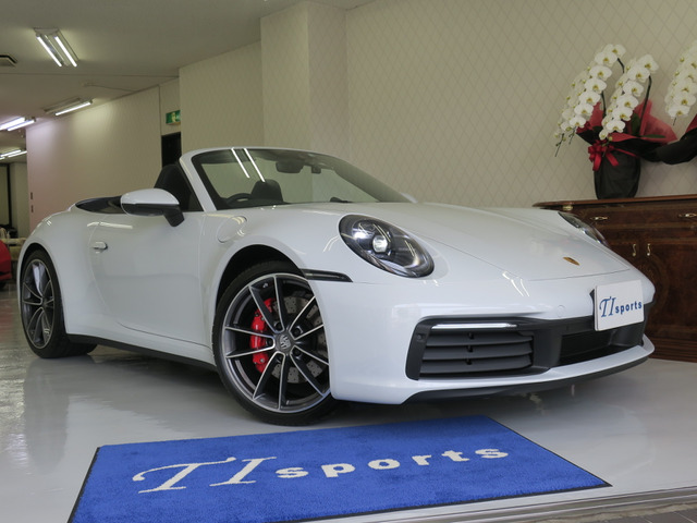 中古車 ポルシェ 911カブリオレ カレラ4s Pdk 4wd Op218万円 1オーナー の中古車詳細 100km キャララホワイトメタリック 東京都 2 555万円 中古車情報 中古車検索なら 車選びドットコム 車選び Com