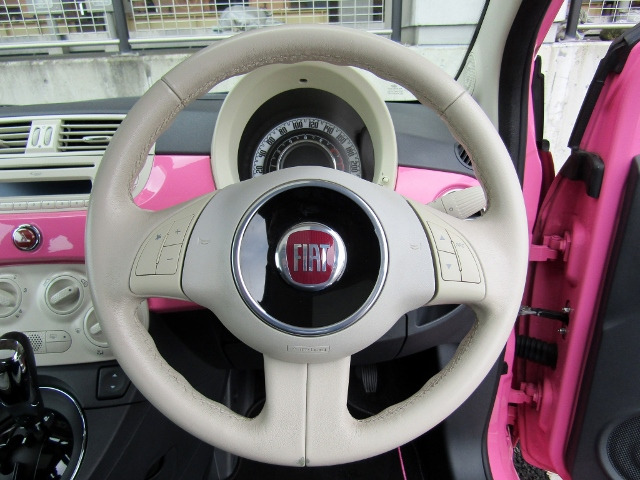 中古車 フィアット 500 ピンク 国内限定50台 の中古車詳細 96 240km ローザローザ 埼玉県 69万円 中古車情報 中古車検索なら 車選びドットコム 車選び Com