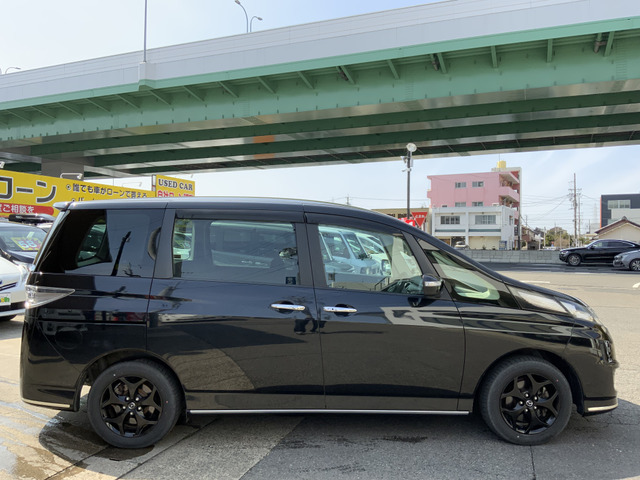 中古車 マツダ ビアンテ 2 0 グランツ スカイアクティブ 純正ナビ フルセグ Bカメラ 純正aw の中古車詳細 99 700km ブラック 三重県 77万円 中古車情報 中古車検索なら 車選びドットコム 車選び Com