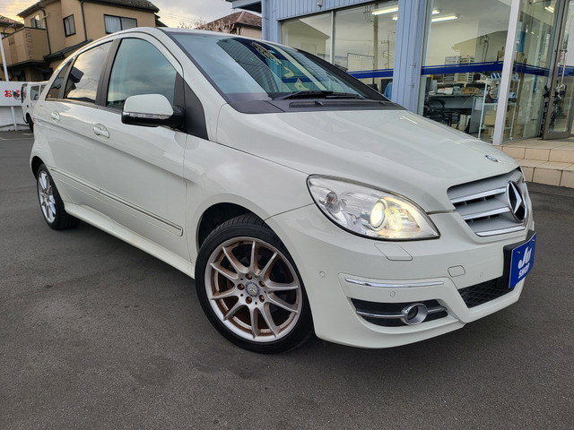Bクラス B180 ワンオーナー 禁煙車