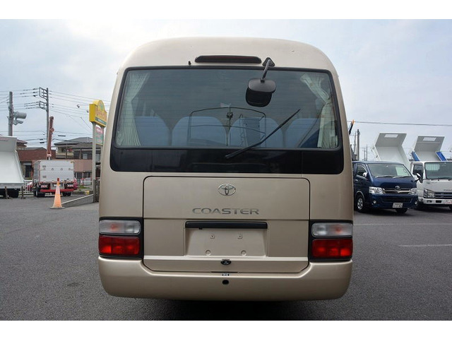 中古車 トヨタ コースター Ex バス 29人乗 自動ドア エアサス At の中古車詳細 84 400km ゴールド 埼玉県 478万円 中古車情報 中古車検索なら 車選びドットコム 車選び Com
