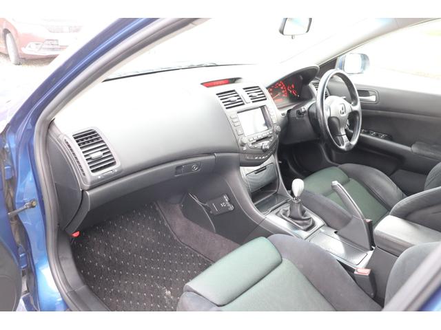 中古車 ホンダ アコード 2 0 ユーロr 関東仕入れ 6mt Vtecエンジン ゼロ1000チャンバー の中古車詳細 192 000km ブルー 福島県 69 8万円 中古車情報 中古車検索なら 車選びドットコム 車選び Com