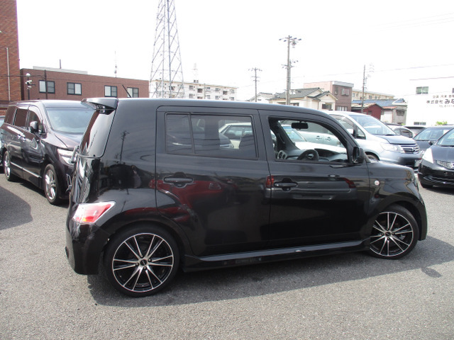 中古車 トヨタ 1 5 Z Qバージョン 禁煙 ナビ Cd Etc スマキー 記録 の中古車詳細 97 813km ブラック 愛知県 16万円 中古車情報 中古車検索なら 車選びドットコム 車選び Com