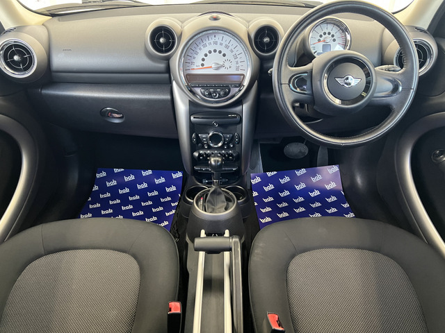 中古車 BMW MINI ミニクロスオーバー クーパー R60 サンルーフ 禁煙車