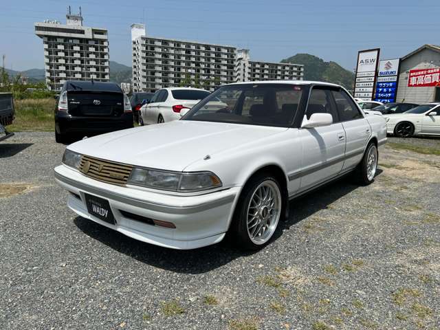 中古車 トヨタ マークII 2.0 グランデ ツインカム24 17インチBBS