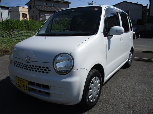 中古車 ダイハツ ムーヴラテ L スマートキー 音録音ナビ 地デジdvd の中古車詳細 900km パールホワイト 愛知県 7 8万円 中古車情報 中古車検索なら 車選びドットコム 車選び Com