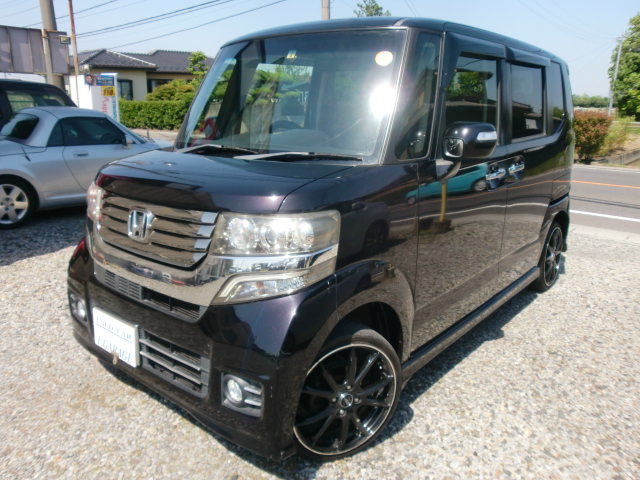 中古車 ホンダ N Boxカスタム G ターボ パッケージ ターボ車 ナビ Tv 社外16aw の中古車詳細 99 728km パープル 埼玉県 47万円 中古車情報 中古車検索なら 車選びドットコム 車選び Com