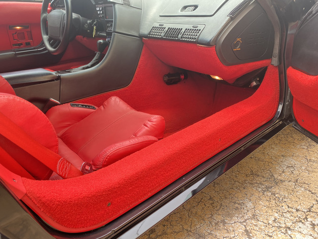 シボレー コルベット 5.7 ディーラー車 40周年 赤革 の中古車