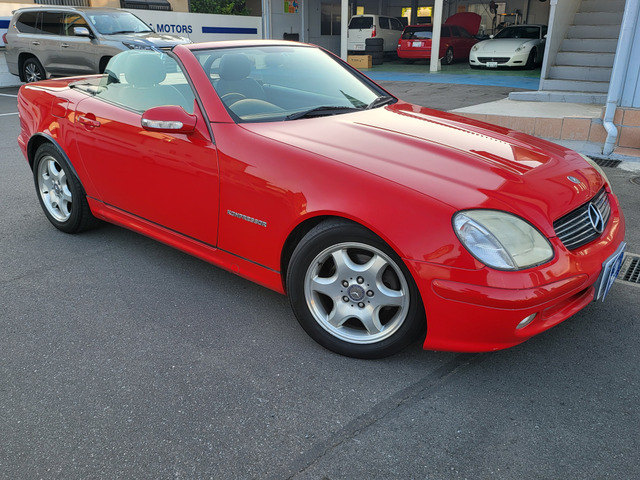 中古車 メルセデス・ベンツ SLK230 SLK230 コンプレッサー 電動オープン 本革シート の中古車詳細 (68,900km, レッド,  埼玉県, 80万円) | 中古車情報・中古車検索なら【車選びドットコム（車選び.com）】