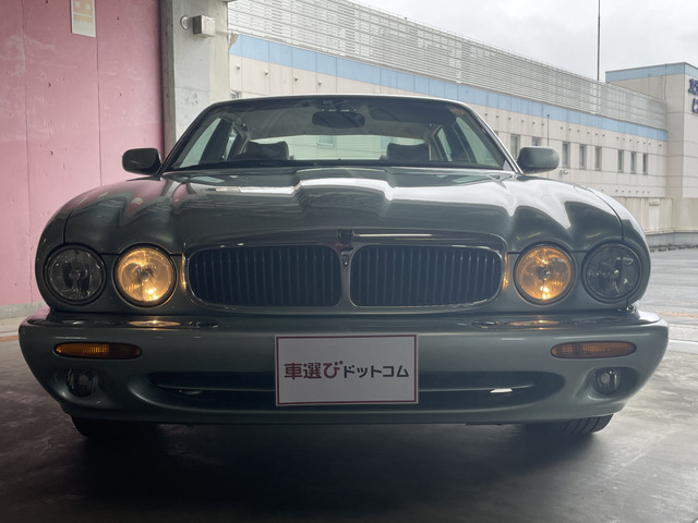 XJ エグゼクティブ3．2－V8 J13KB XJ（ジャガー）の価格