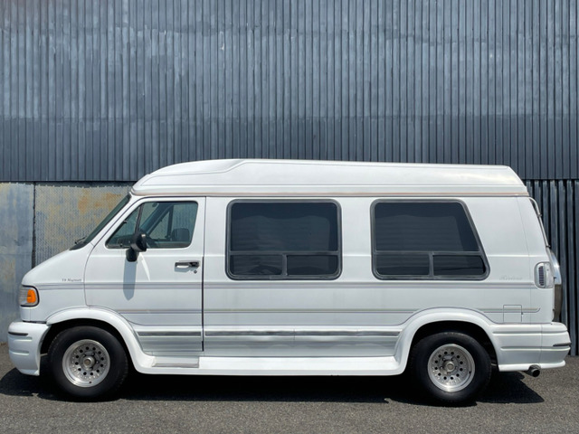 本物 中古車 ダッジ ラムバン 新車並行 ハイルーフ Etc Www Ampselectric Com