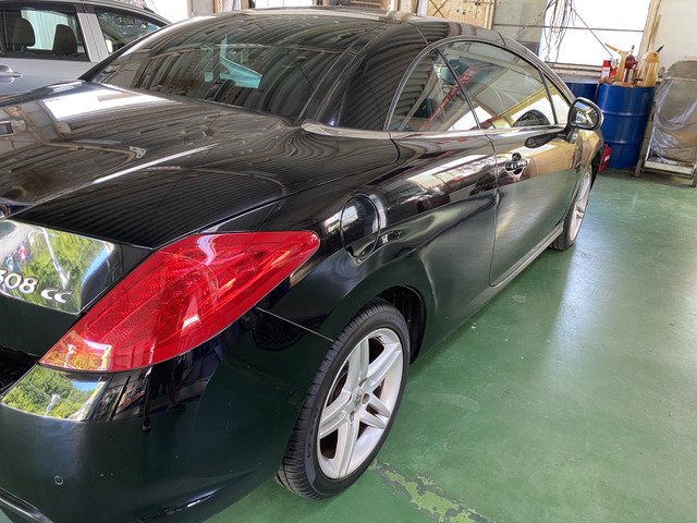 中古車 プジョー 308CC 人気ブラウン本革 コンプレサー新品 の