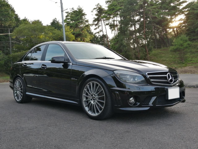 中古車 メルセデス・ベンツ AMG C63 CPチューン537ps内装カーボン仕様 の中古車詳細 (63,000km, ブラック, 滋賀県, 298万円)  | 中古車情報・中古車検索なら【車選びドットコム（車選び.com）】