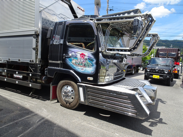 中古車 三菱ふそう ファイター カスタム カスタム 生エンジン 90アオリ の中古車詳細 715 463km ブラック 大阪府 528万円 中古車情報 中古車検索なら 車選びドットコム 車選び Com