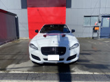 XJ XJR 4.0 スーパーチャージド エンブレム付き・アルミホイール禁煙車