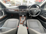 3シリーズセダン 320i 320i 後期型 直噴エンジン 純正17インチ