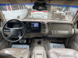 サバーバン 1500 5.7 V8 4WD カルフォルニアカスタム!