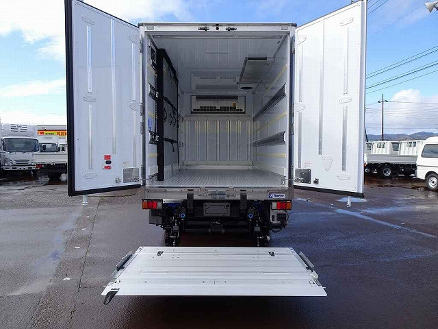 税込総額10万 コンテナ 冷凍車外し
