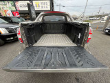 エスカレードEXT 6.0 4WD ベージュレザー サンルーフ ナビ Bカメ