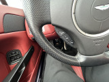 当社では自社認証工場を完備しております。車検や修理、お車のことならどんなことでもご相談可能です。