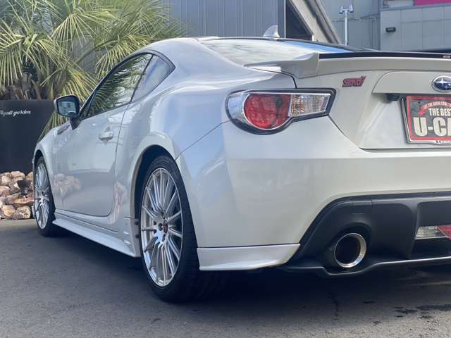 中古車 スバル BRZ 2.0 tS STIエアロ/STIマフラー/Brembo の中古車詳細