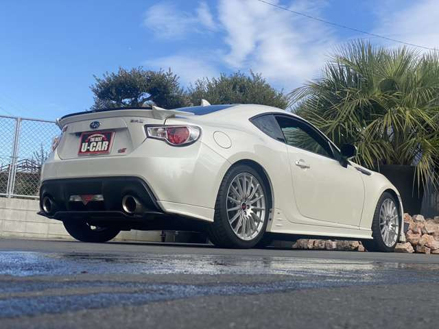 中古車 スバル BRZ 2.0 tS STIエアロ/STIマフラー/Brembo の中古車詳細