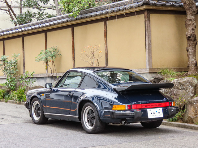 中古車 ポルシェ 911 カレラ 930カレラ/正規D/5MT/左H の中古車詳細 (131,850km, ダークブルー, 東京都, 価格応談) |  中古車情報・中古車検索なら【車選びドットコム（車選び.com）】