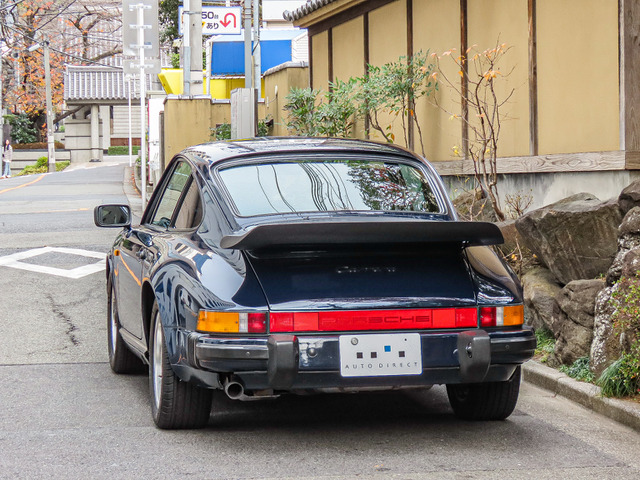 中古車 ポルシェ 911 カレラ 930カレラ/正規D/5MT/左H の中古車詳細 (131,850km, ダークブルー, 東京都, 価格応談) |  中古車情報・中古車検索なら【車選びドットコム（車選び.com）】