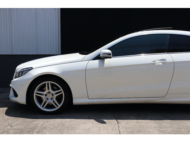 250SE Coupe - クラシックベンツ オールドベンツの取り扱い台数