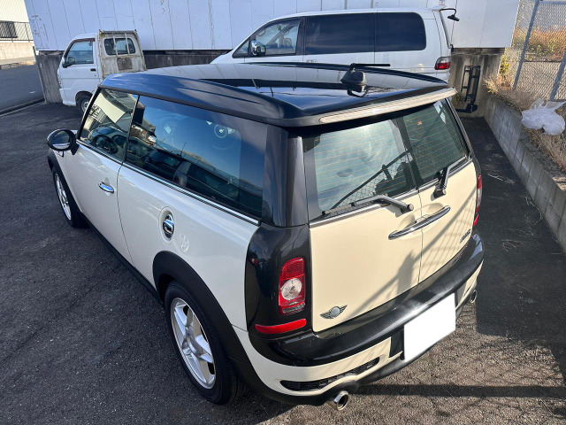 中古車 BMW MINI ミニクラブマン クーパー S 車検整備付き 修復歴無し ETC付き の中古車詳細 (43,707km,  ペッパーホワイト/クロ, 大阪府, 78万円) | 中古車情報・中古車検索なら【車選びドットコム（車選び.com）】