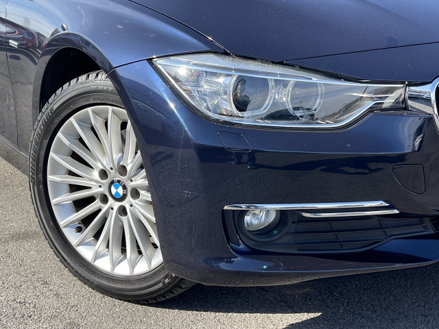 BMW 3シリーズセダン 320d ラグジュアリー ディーゼルターボ、ETC の
