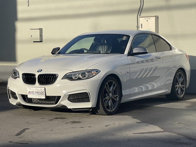 BMW M235iクーペ 