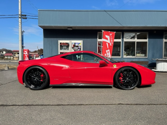 中古車 フェラーリ 458イタリア ディーラー車 21/22インチ の中古車