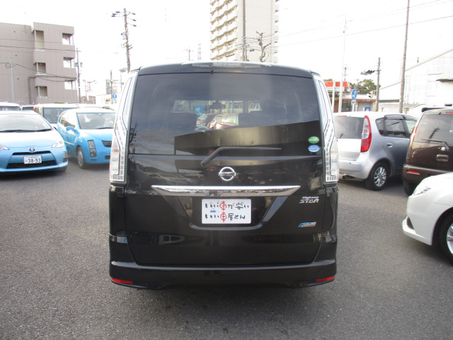 中古車 日産 セレナ 2.0 ハイウェイスター G S-HYBRID 禁煙☆ナビ☆CD