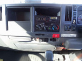 AC PS PW SRS ABS キーレス 左電格ミラー AM/FM ETC ターボ 排気ブレーキ アイドリングストップ フォグランプ トラクションコントロール 室内蛍光灯