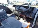 AC PS PW SRS ABS キーレス 左電格ミラー AM/FM ターボ 排気ブレーキ アイドリングストップ フォグランプ トラクションコントロール 室内蛍光灯