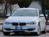 BMW 320dツーリング 320d ブルーパフォーマンス ラグジュアリー