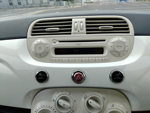 フィアット 500 1.4 16V ポップ の中古車詳細 (77,261km, ホワイト