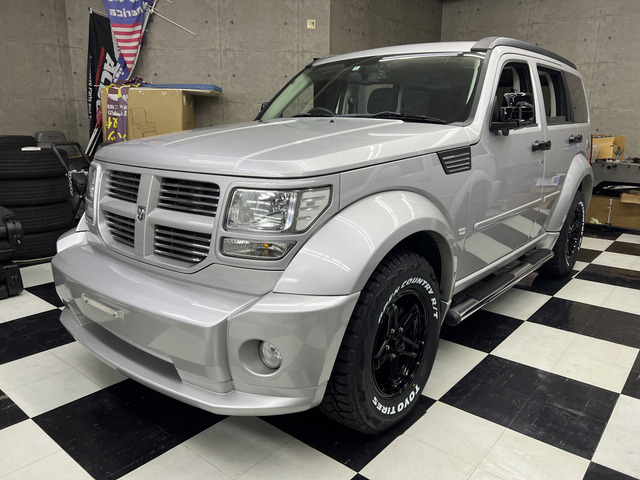 Dodge Nitro 右フロントヘッドライト | www.shineclinicdetailing.com.au