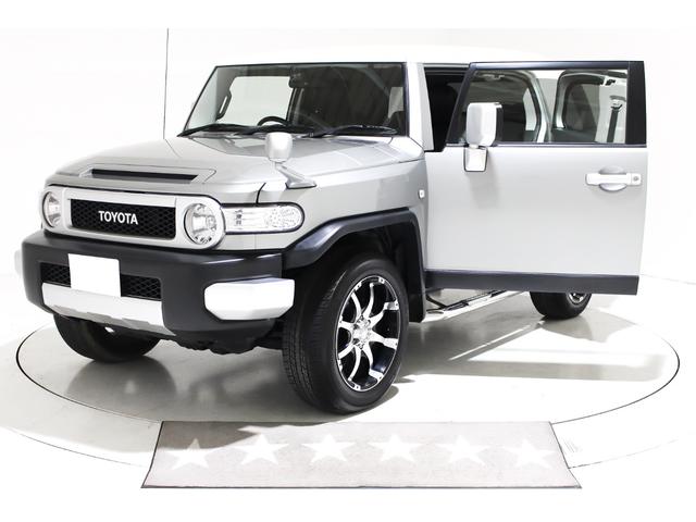 中古車 トヨタ FJクルーザー 4.0 カラーパッケージ 4WD カラー