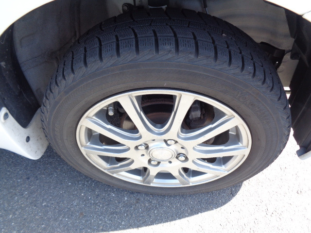 転売、代行大歓迎！タイヤ、アルミ、軽4～18インチいろいろあります