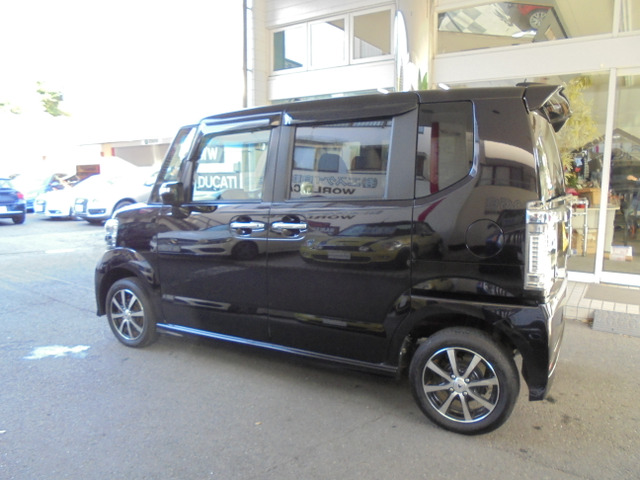 nbox 4wd 25年 （中古車 ホンダ N-BOXカスタム G 4WD オプション多数 