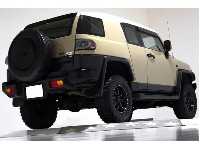 トヨタ FJクルーザー 4.0 4WD ベースグレード 4WD リフトアップ
