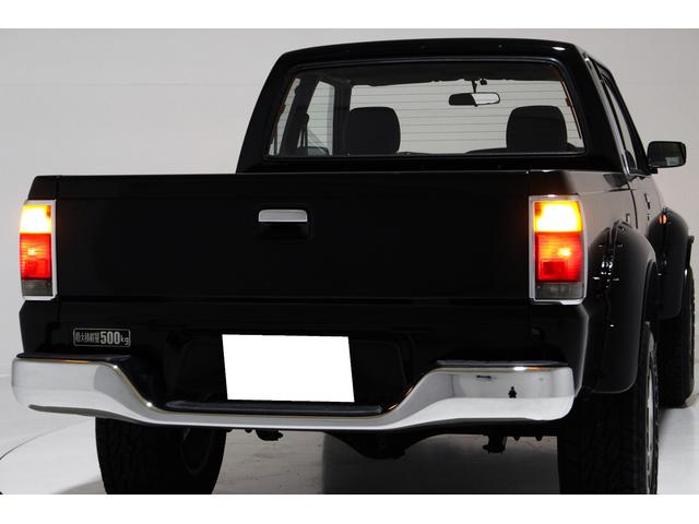 19-23-30　　マツダ　　プロシード　　Ｕ６６Ｍ　　［　オーディオ　ステー　パネル　］ マツダ プロシード 2.6 キャブプラス 4WD キャブプラス 4WD リフト