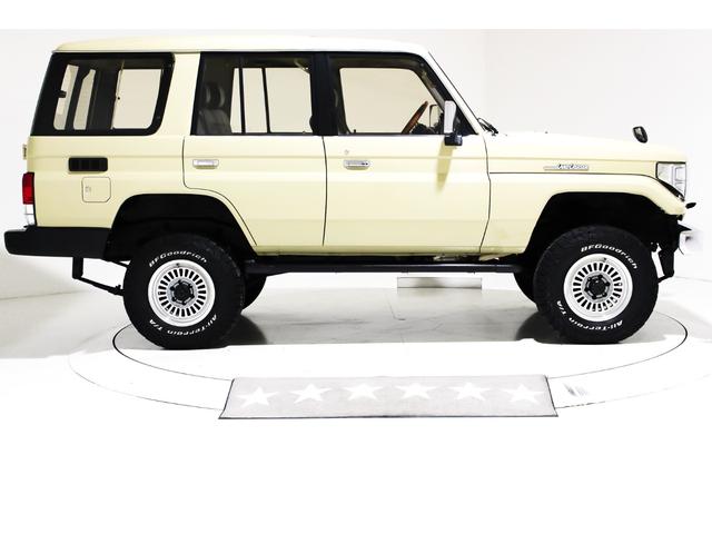 中古車 トヨタ ランドクルーザー70 4.2 ZX ディーゼル 4WD ZX 4WD 